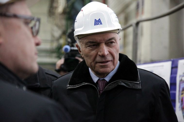 Виктор Рашников заявил, что сокращать персонал на ММК не будут