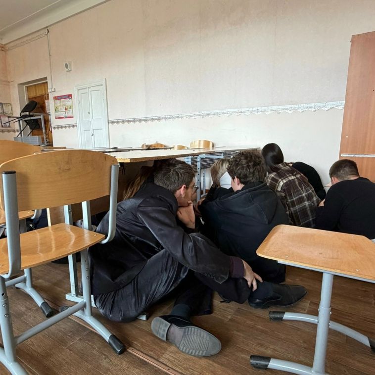 В Магнитогорске успешно прошли антитеррористические учения в школах и детских садах