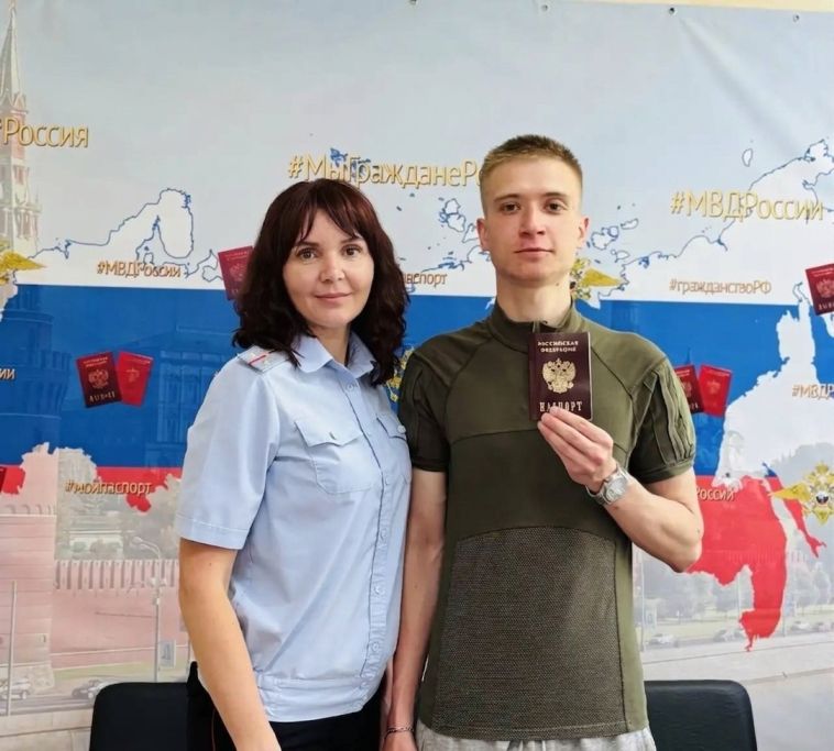 Магнитогорские полицейские оперативно оформили паспорт участнику СВО