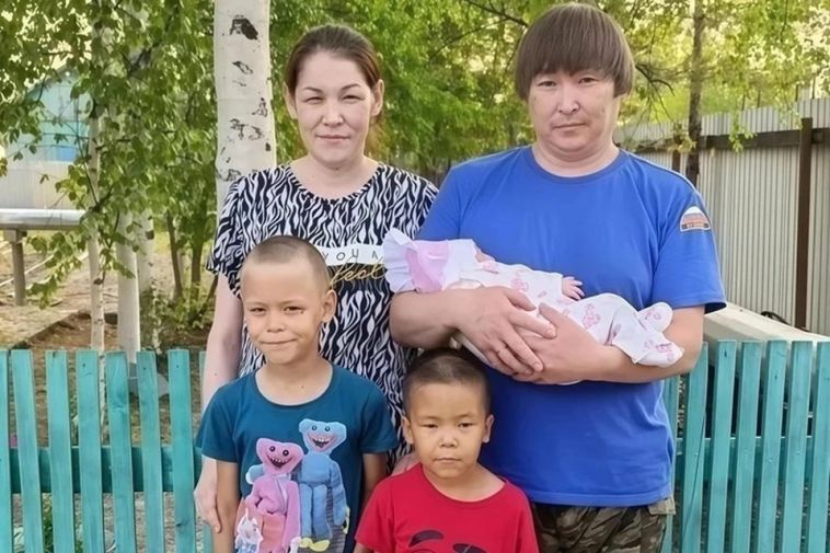 Семья коренных народов Севера назвала новорождённую дочь Россией
