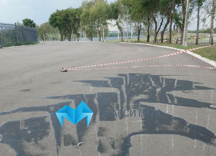 vozle centralnogo stadiona poyavitsya proval s lavoj novosti magnitogorska magsiti74