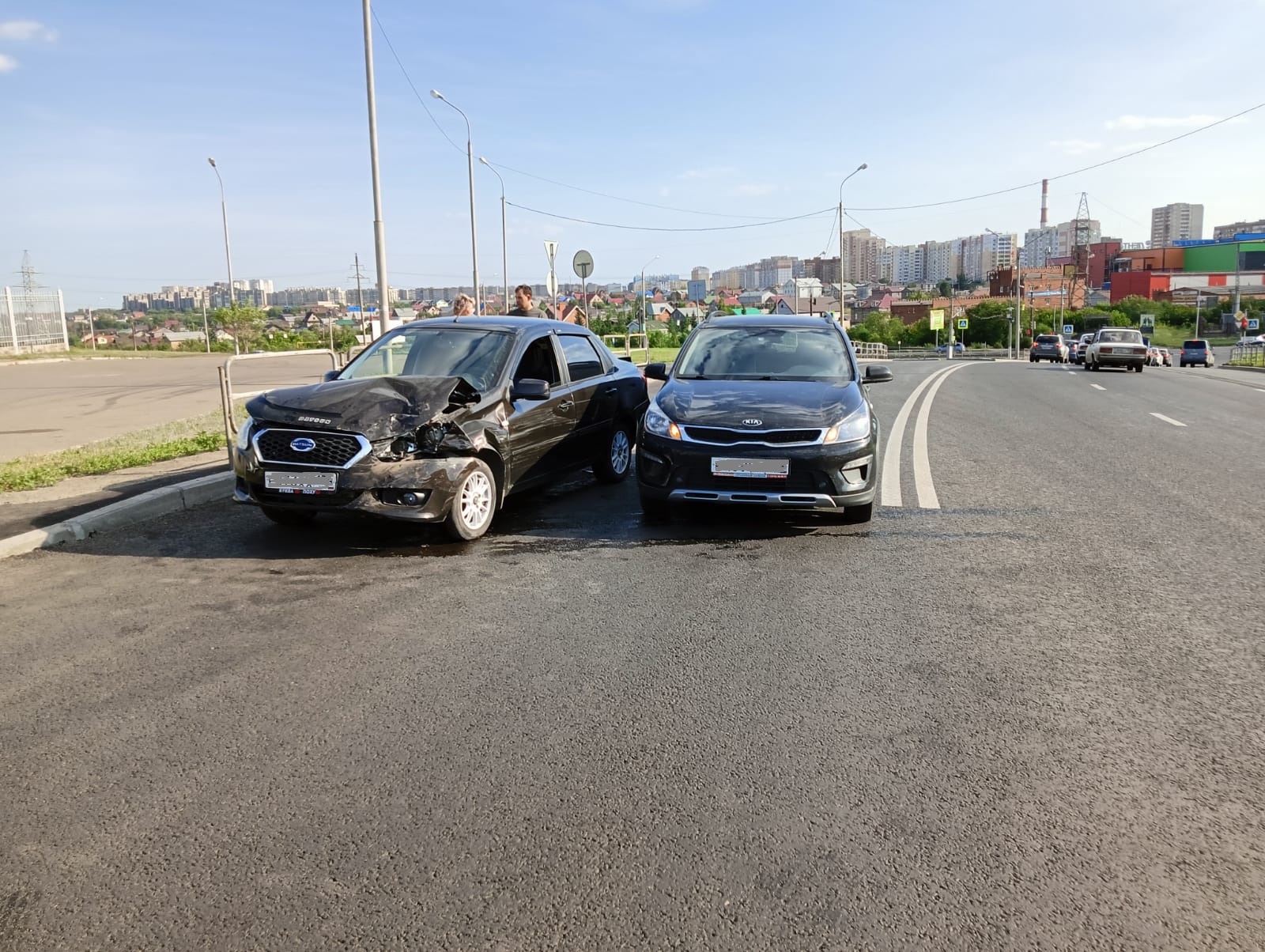 В Магнитогорске водитель не пропустил мотоциклиста и устроил смертельное ДТП - Н
