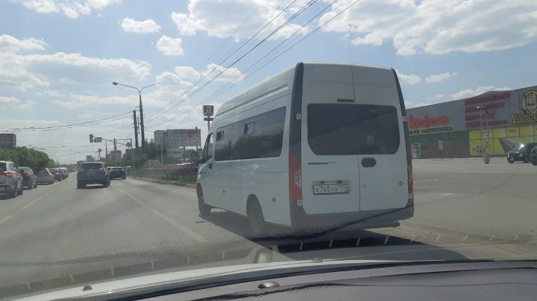 В Магнитогорске пожилого мужчину избил водитель маршрутки