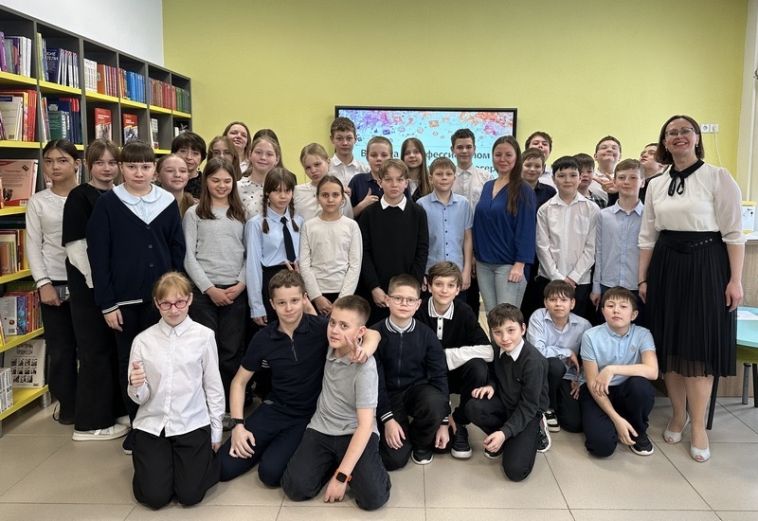 В библиотеке семейного чтения Магнитогорска состоялась встреча с профессионалом «Первые шаги книжного блогера»