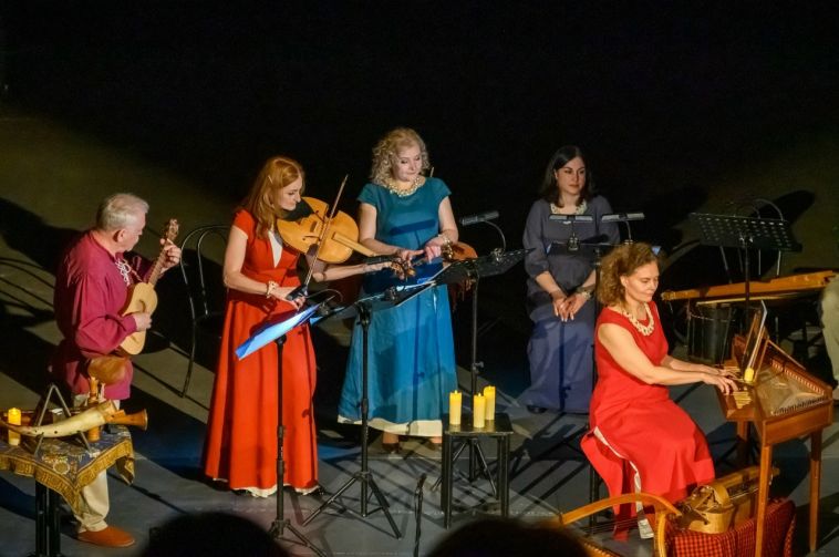 В необычной звуковой ауре оказались те, кто пришёл на фестивальный концерт ансамбля ранней музыки из Новосибирска